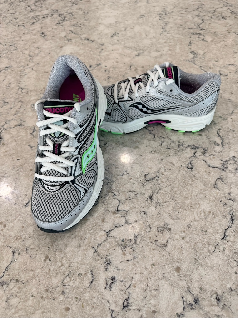 NEW - Size 6.5W - Saucony Ride Millennium Gray & Green Running Shoe - S60812-68